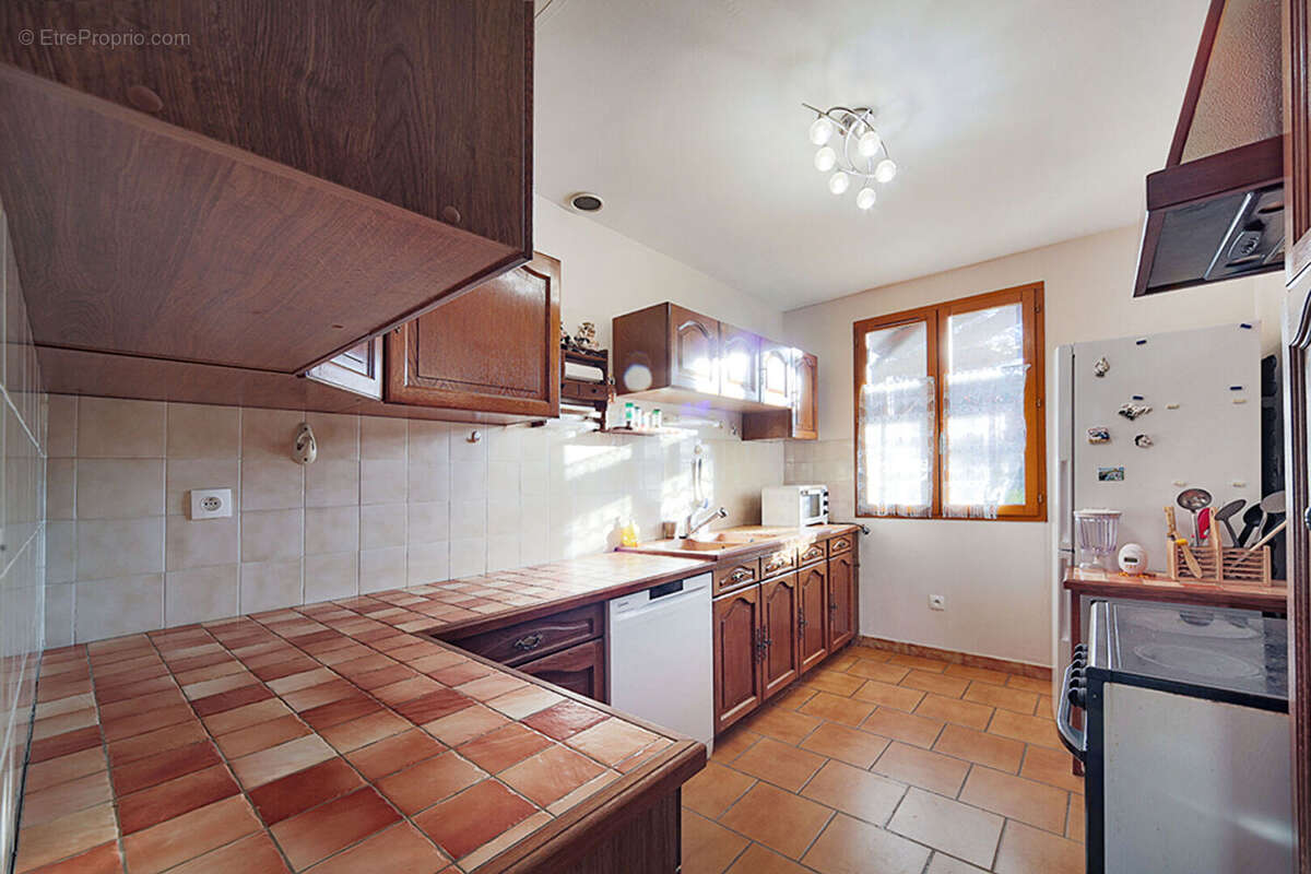 Maison à VILLENEUVE-LES-BOULOC