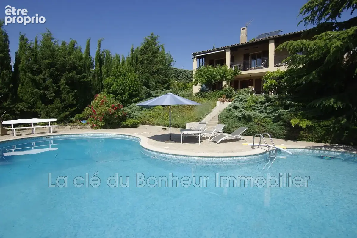 Maison 196 m² à Valensole  - photo 2