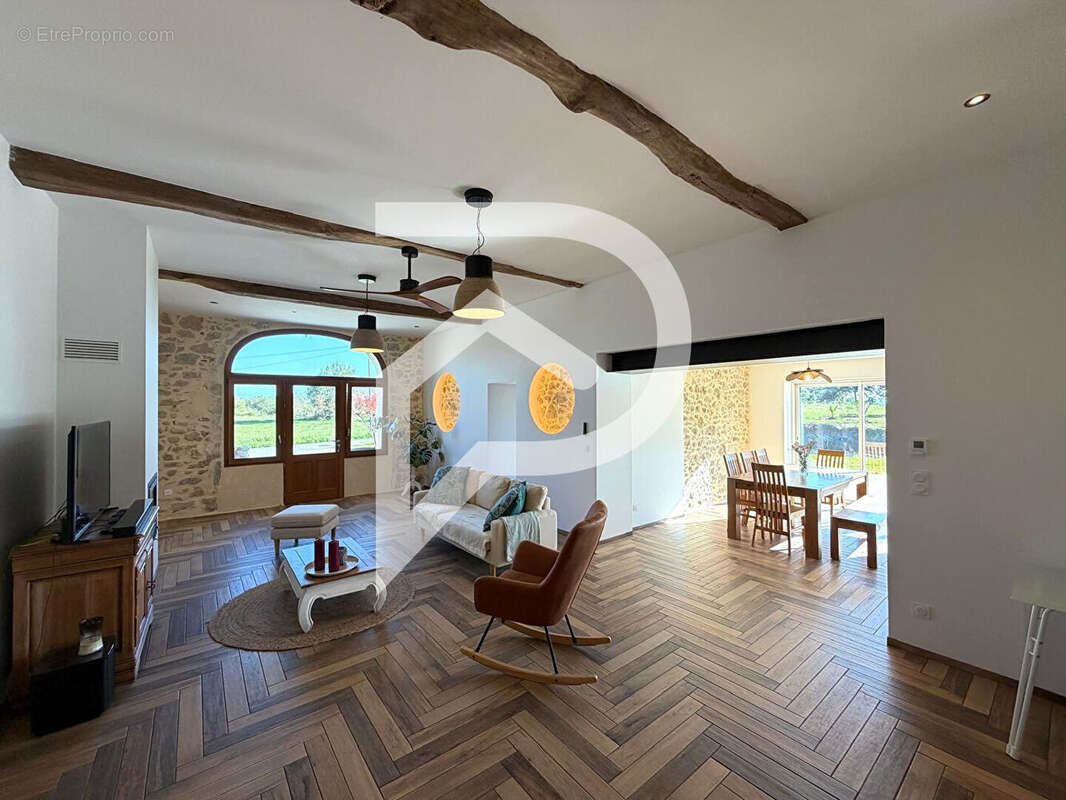 Maison à PEYREHORADE