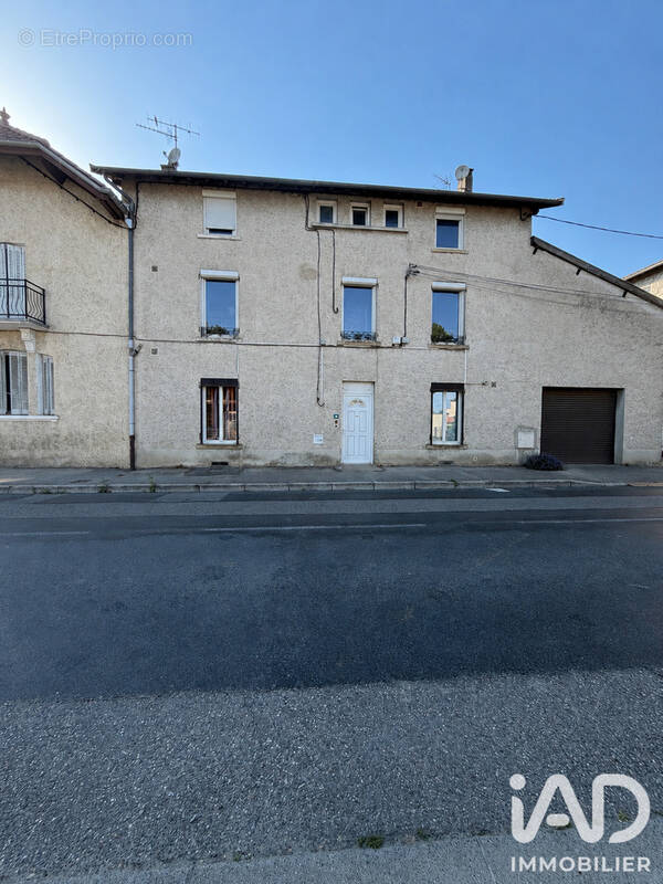 Photo 1 - Appartement à SAINT-ANDRE-DE-CORCY