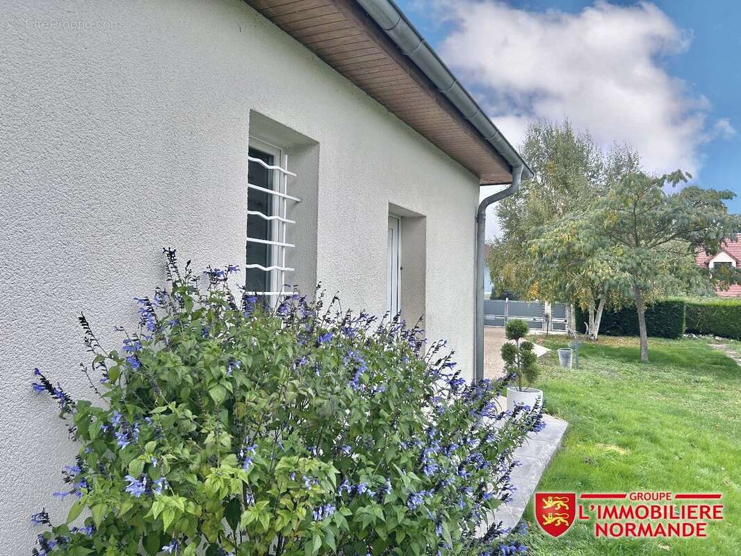 Maison à LIMETZ-VILLEZ