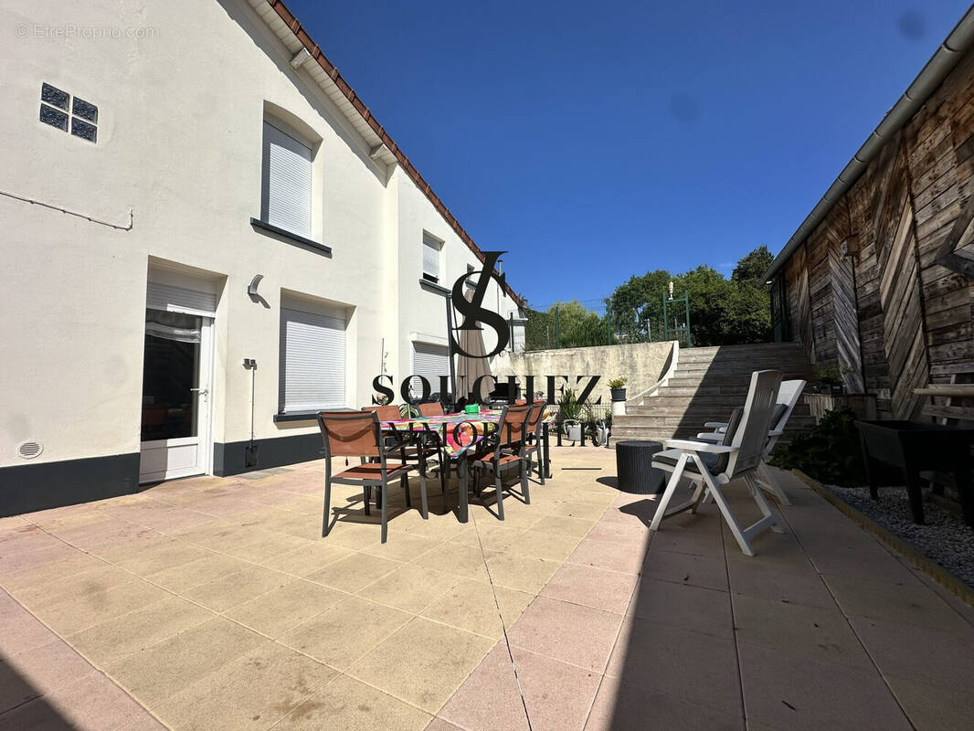 Maison 120 m² à Saint-Laurent-Blangy  - photo 2