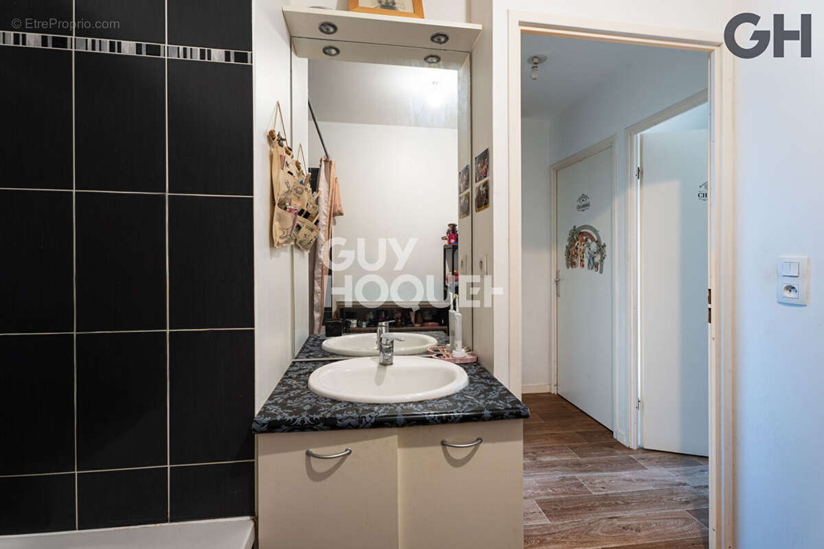 Appartement à CORBEIL-ESSONNES