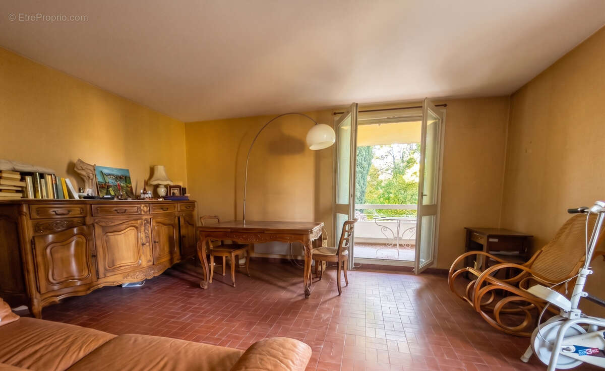 Appartement à MARSEILLE-13E