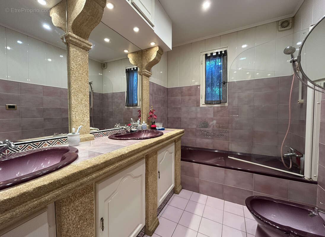 Maison à SEPTEMES-LES-VALLONS