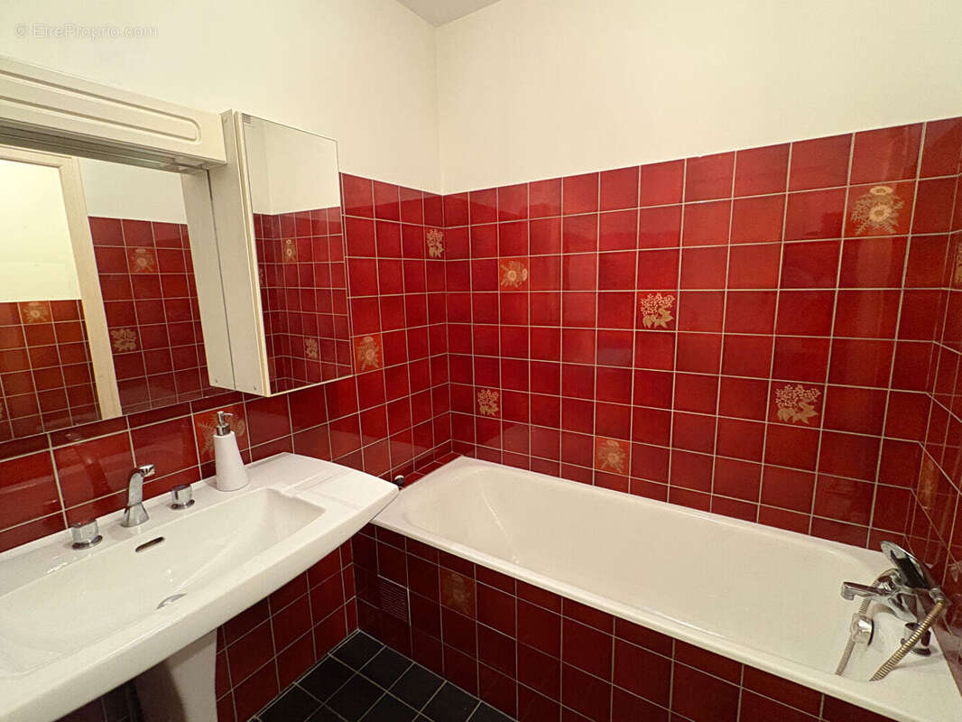 Maison à AIXE-SUR-VIENNE