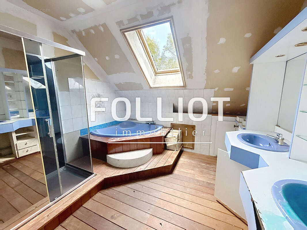 Maison à LE BENY-BOCAGE