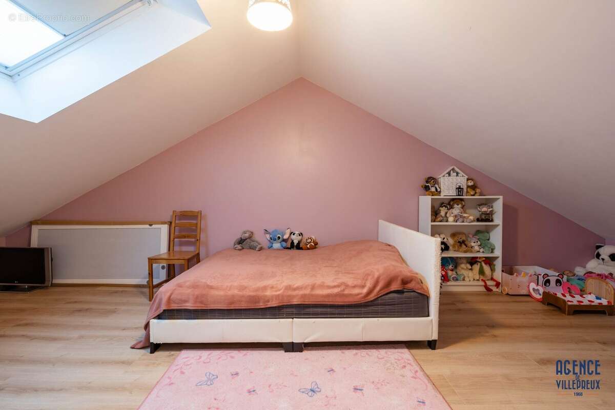 Appartement à LES CLAYES-SOUS-BOIS