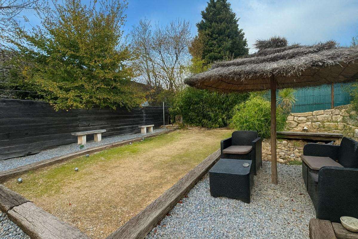 Maison à BOUC-BEL-AIR