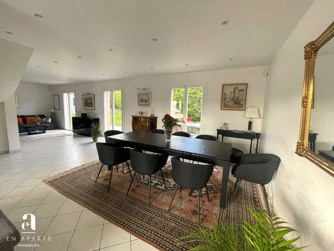 Maison à SAINTE-CONSORCE