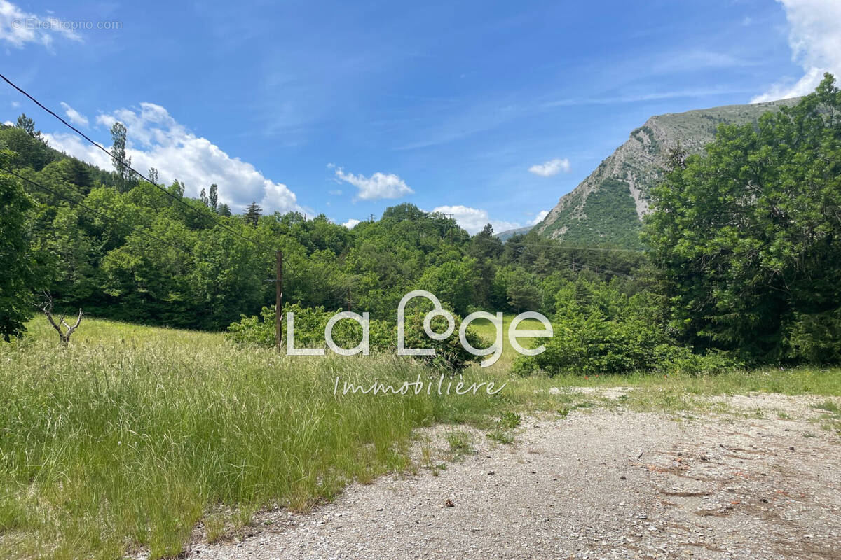 Terrain à RABOU