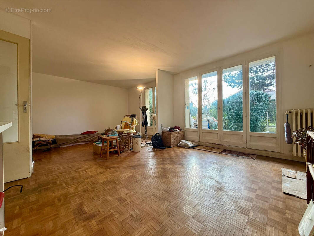 Appartement à NEUILLY-PLAISANCE