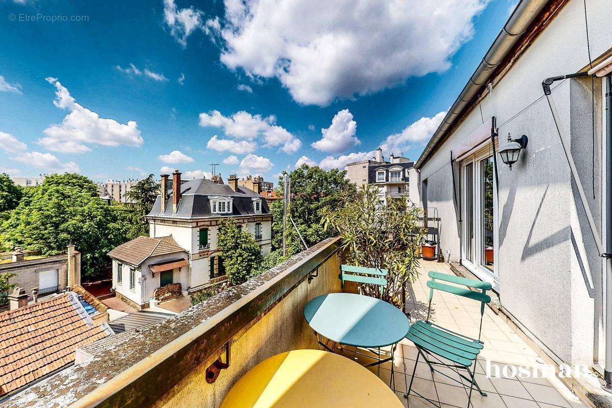 Appartement à LES LILAS