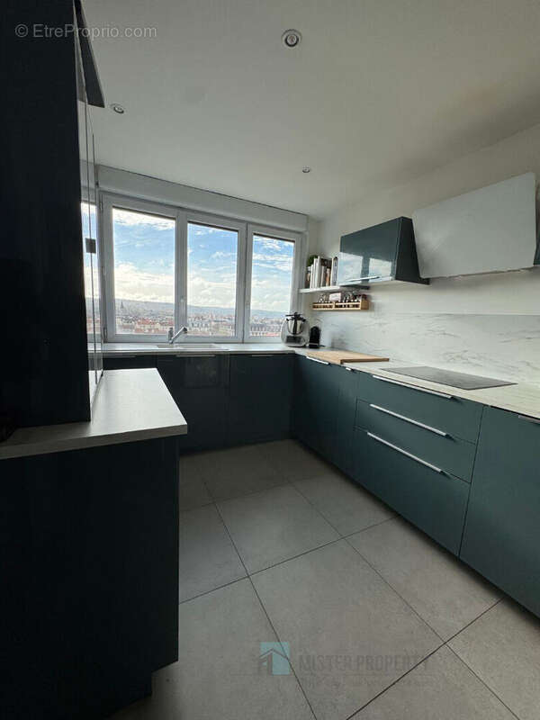 Appartement à RUEIL-MALMAISON