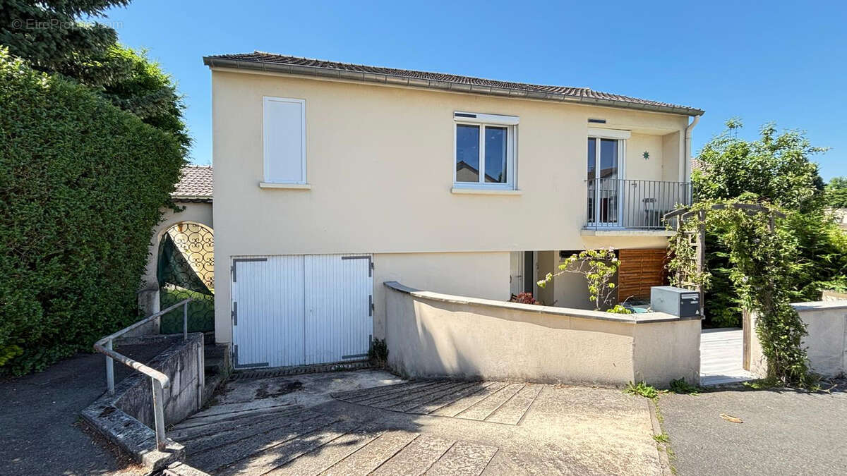 Maison à LUZARCHES