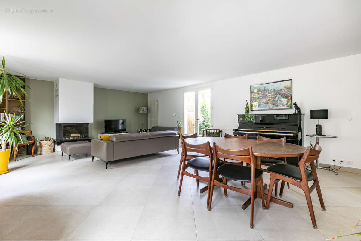 Maison à SAINT-GERMAIN-EN-LAYE