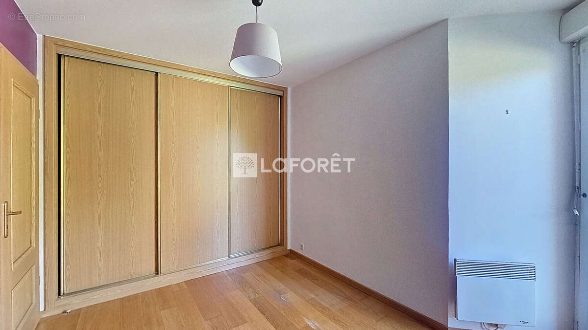 Appartement à ORRY-LA-VILLE