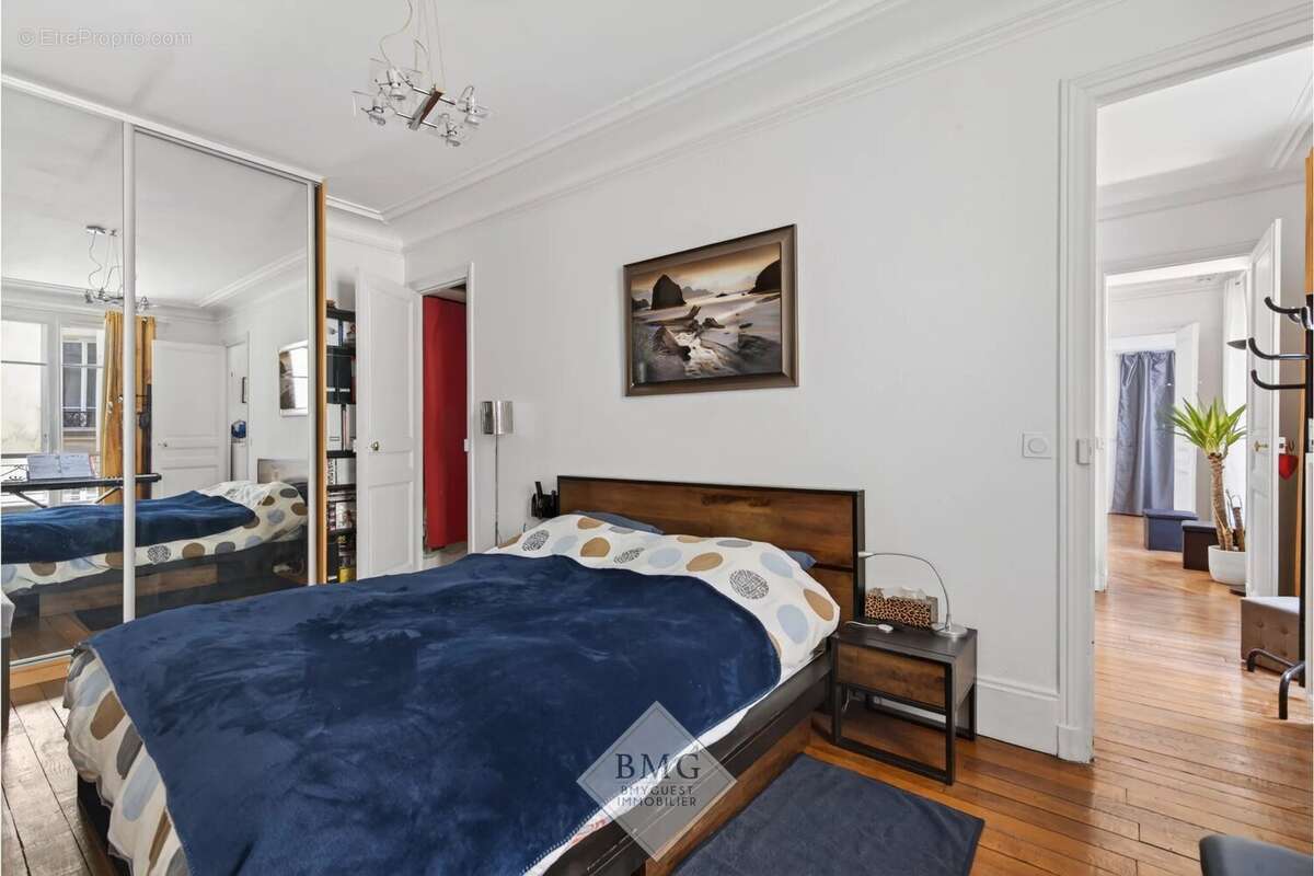 Appartement à PARIS-9E