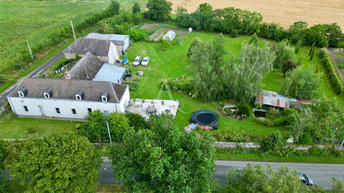 Maison à CHATELAIN