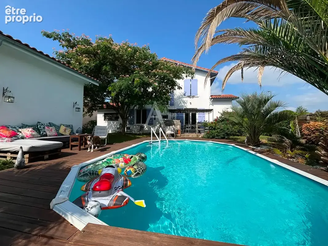 Maison à POUILLON