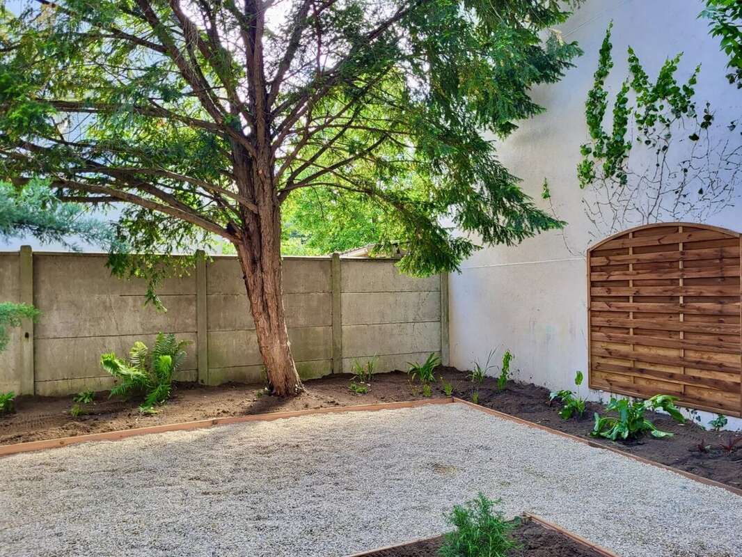 Appartement à SAINT-MAUR-DES-FOSSES