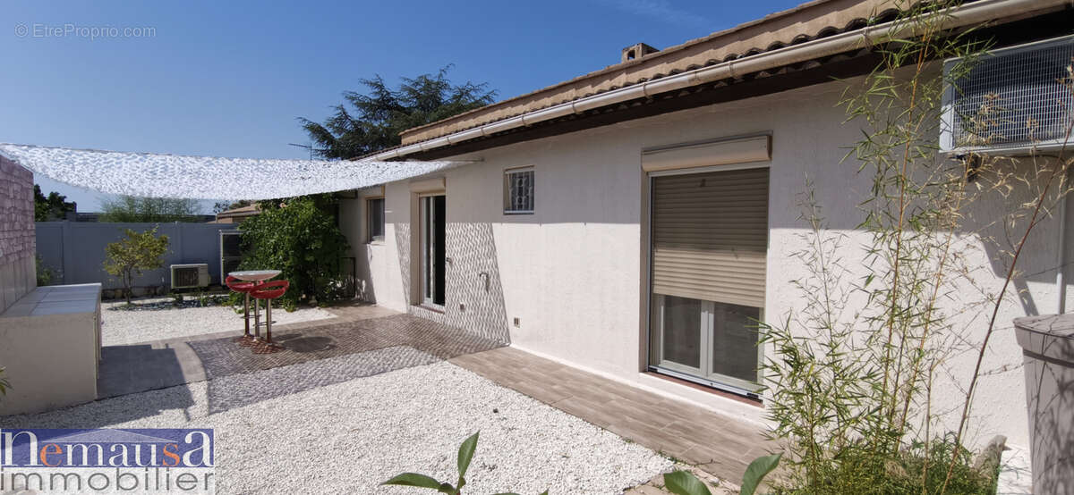 Maison à NIMES