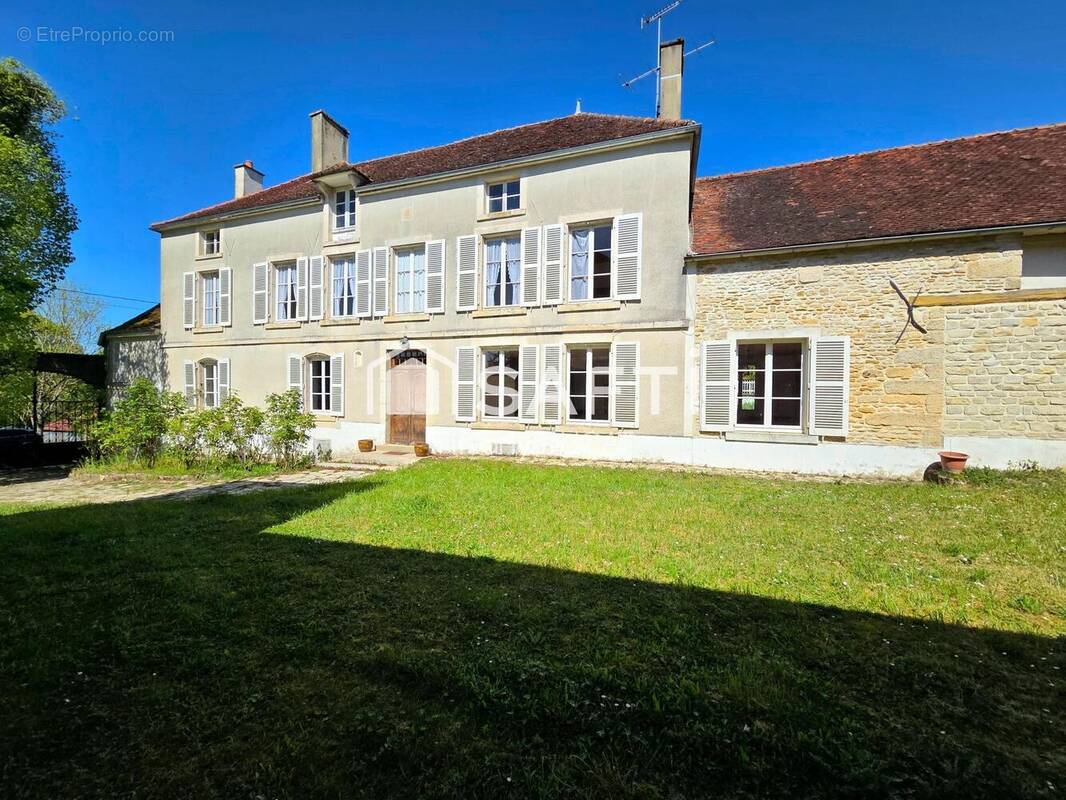 Photo 1 - Maison à CHESLEY