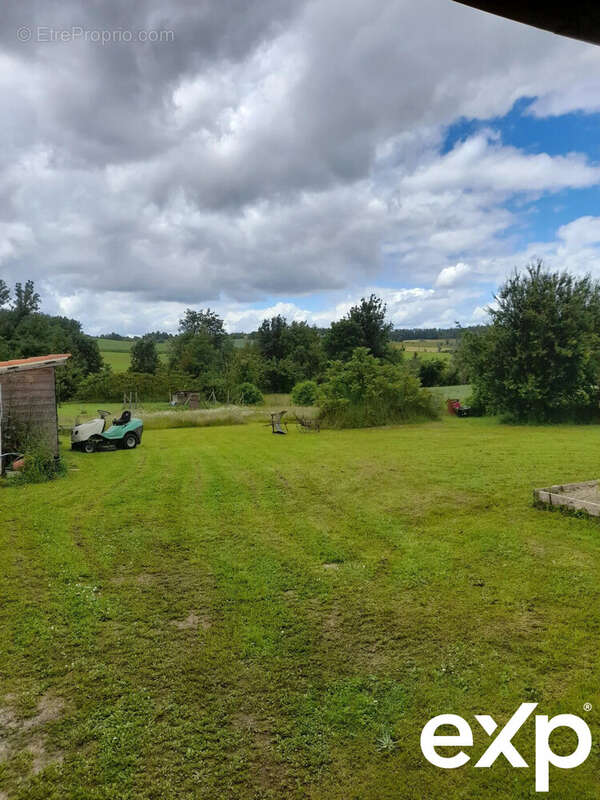 Maison à SAINT-PRIVAT-DES-PRES