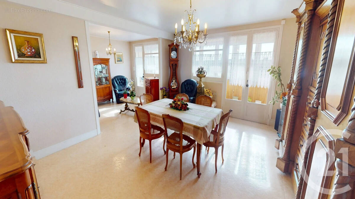 Appartement à SAINT-QUENTIN