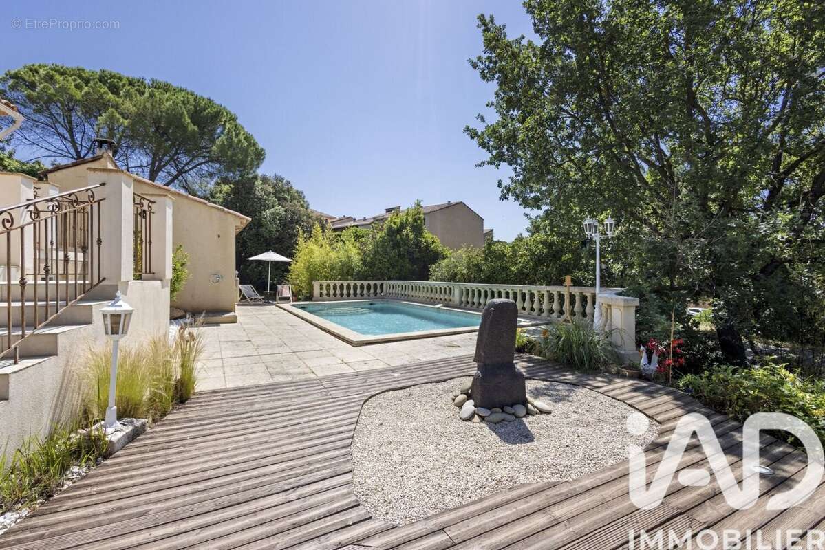 Photo 2 - Maison à JOUQUES