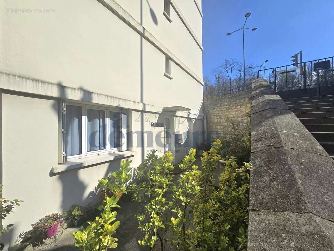 Appartement à ISSY-LES-MOULINEAUX