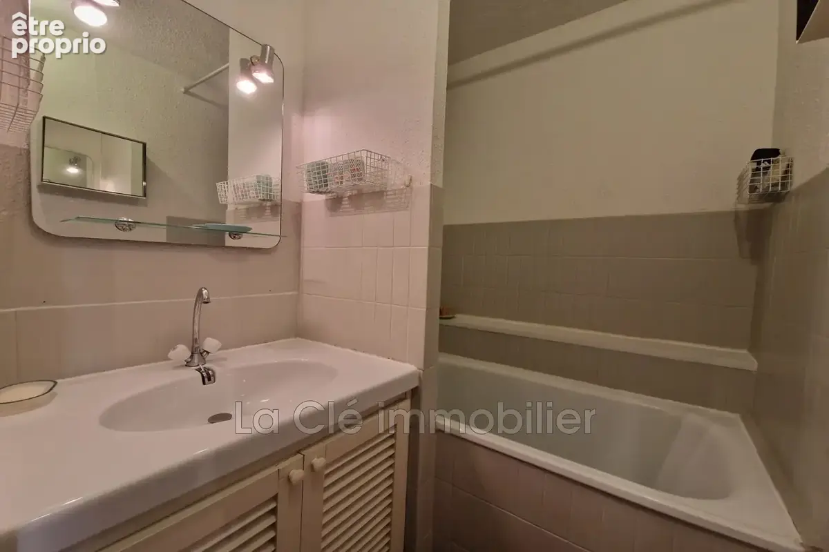 Appartement 1 pièce 26 m² à vendre à Le Grau-Du-Roi (30240) - photo 7