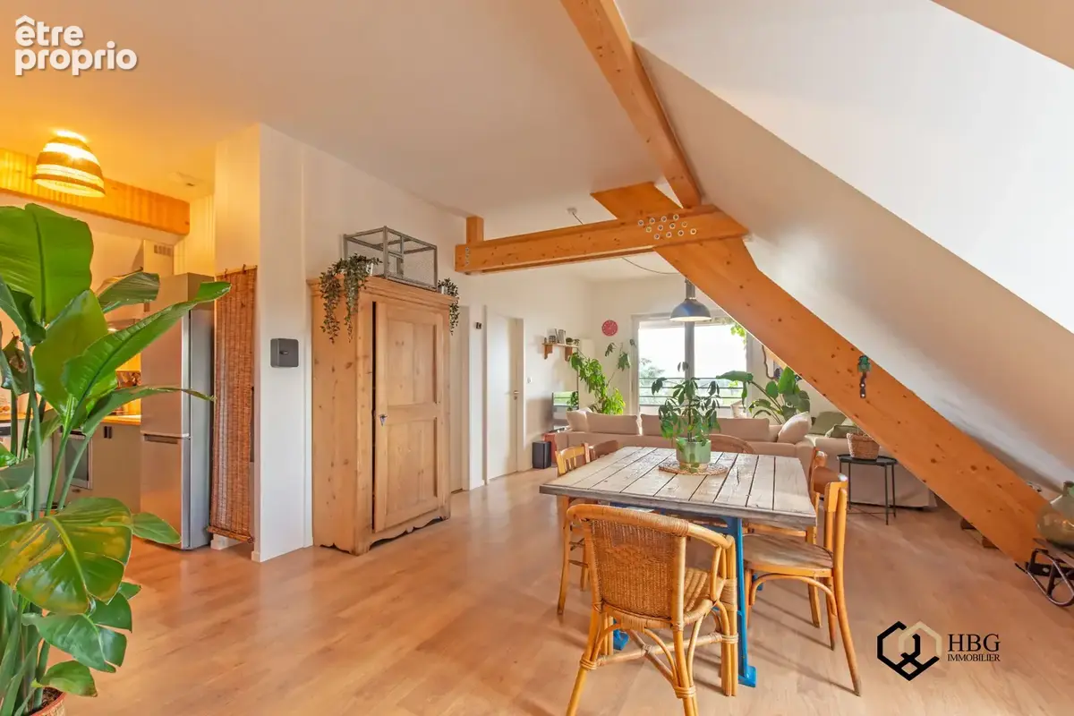 Coup de cœur   Appartement récent dernier étage avec terrasse couverte et vue dégagée - photo 3