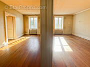 Appartement à REYRIEUX