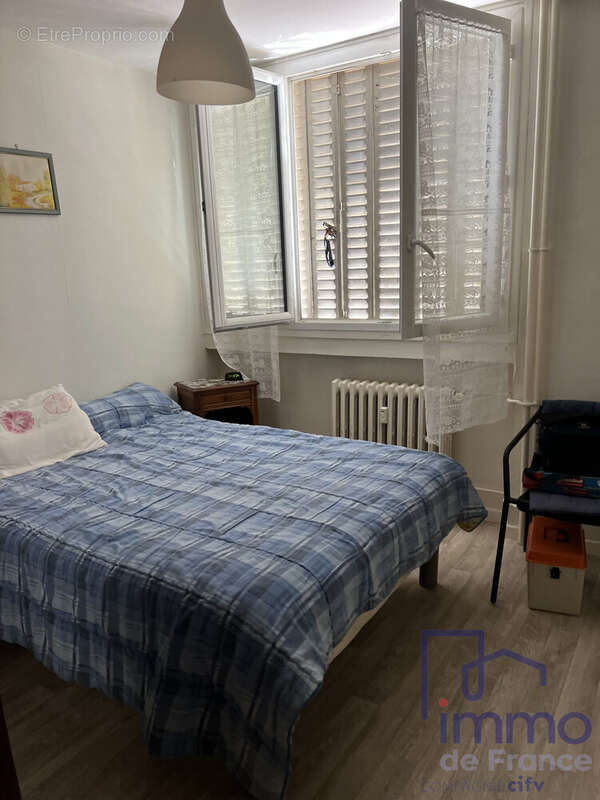 Appartement 55 m² à Saint-Etienne  - photo 7