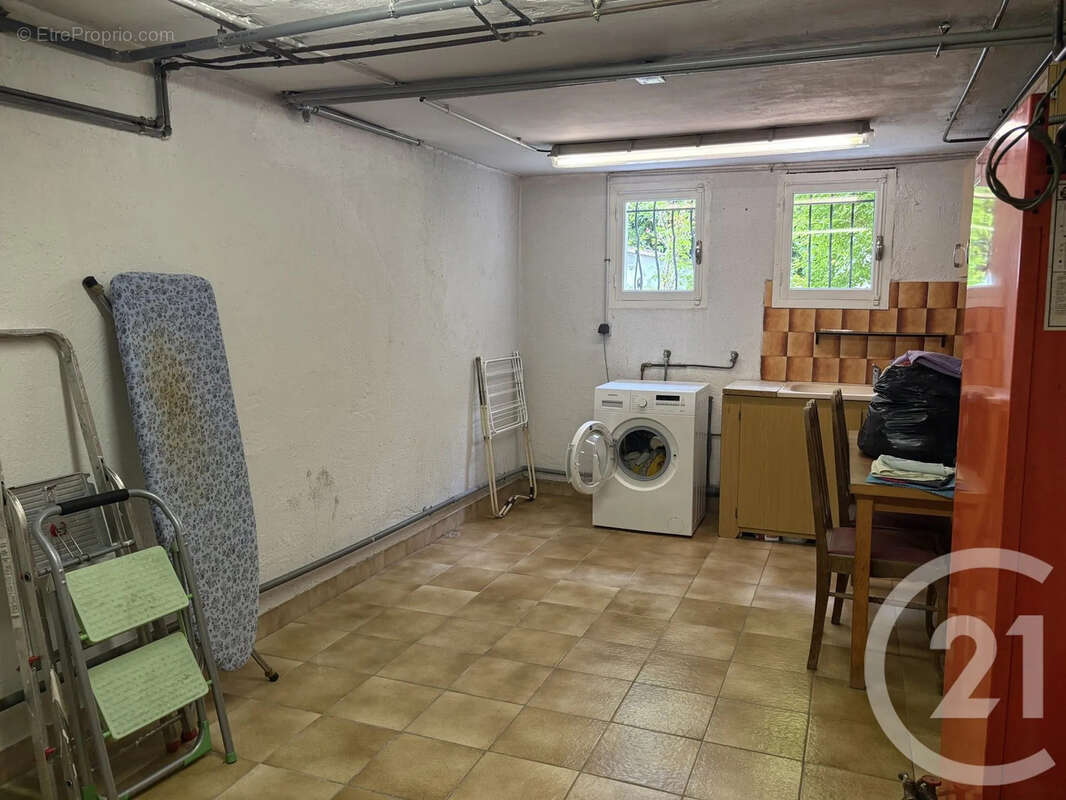 Maison 200 m² à Chimilin  - photo 14