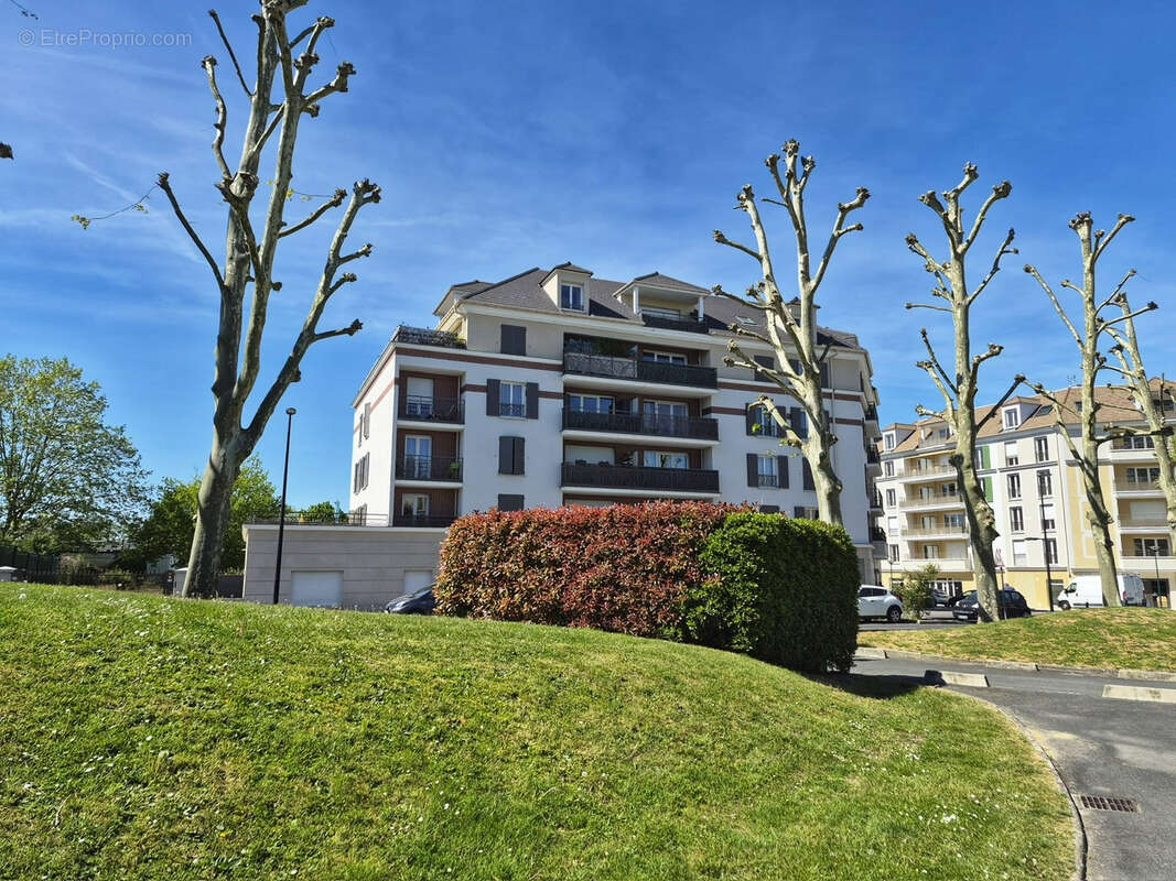 Appartement à TAVERNY