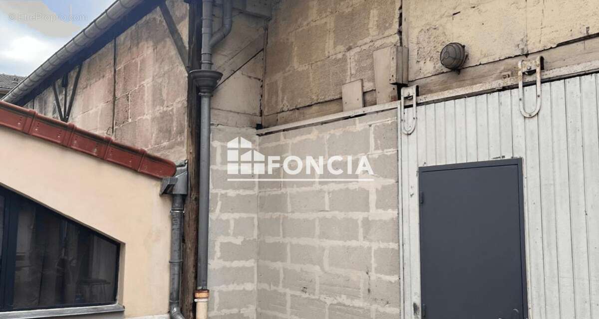 Commerce à MALAKOFF