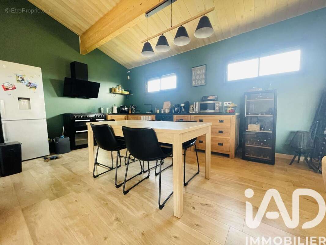 Photo 2 - Maison à MEDIS