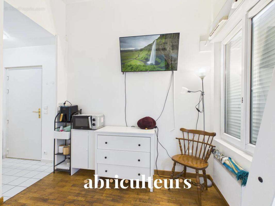 Appartement à PARIS-3E