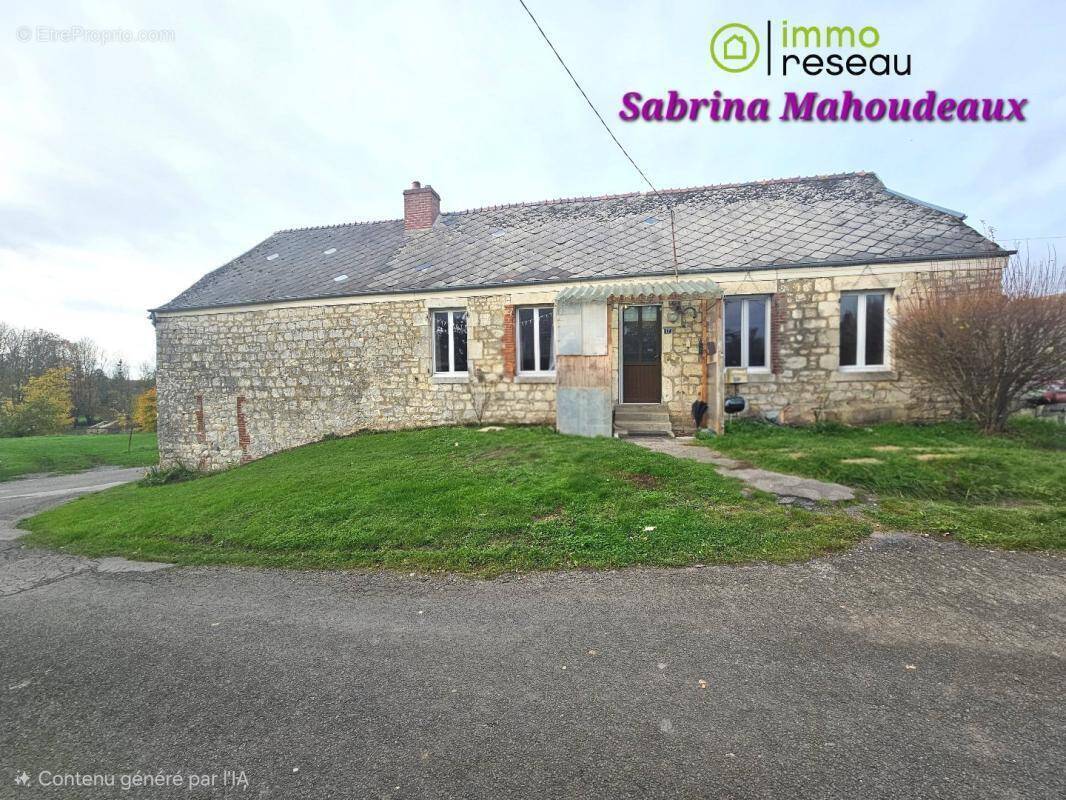 Maison à AUBENTON