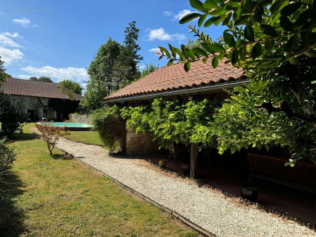 Maison à vendre 5 pièces 100 m² à St Front la Rivière sur terrain de 1188 m² (24) - photo 3