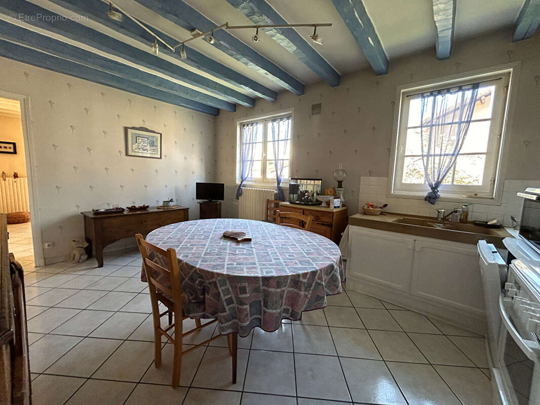Maison à DOMERAT