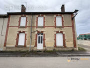 Maison à VENDEUVRE-SUR-BARSE