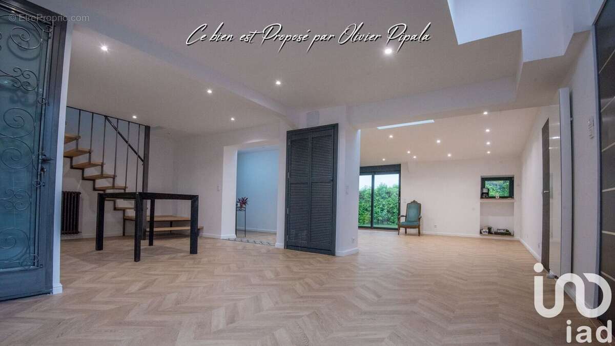 Photo 4 - Commerce à ANGERS