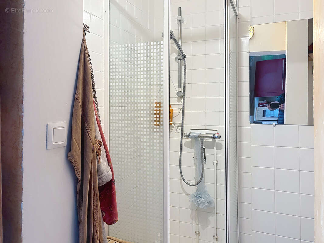 Maison à DONVILLE-LES-BAINS