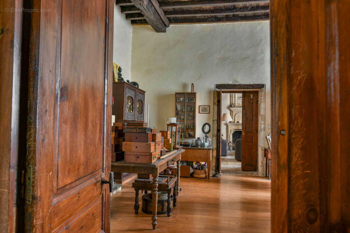 Maison de maître début XIXieme siecle, 9 pièce(s) 3ch, 200 m2,  grange, 2100 m2 terrain - photo 11