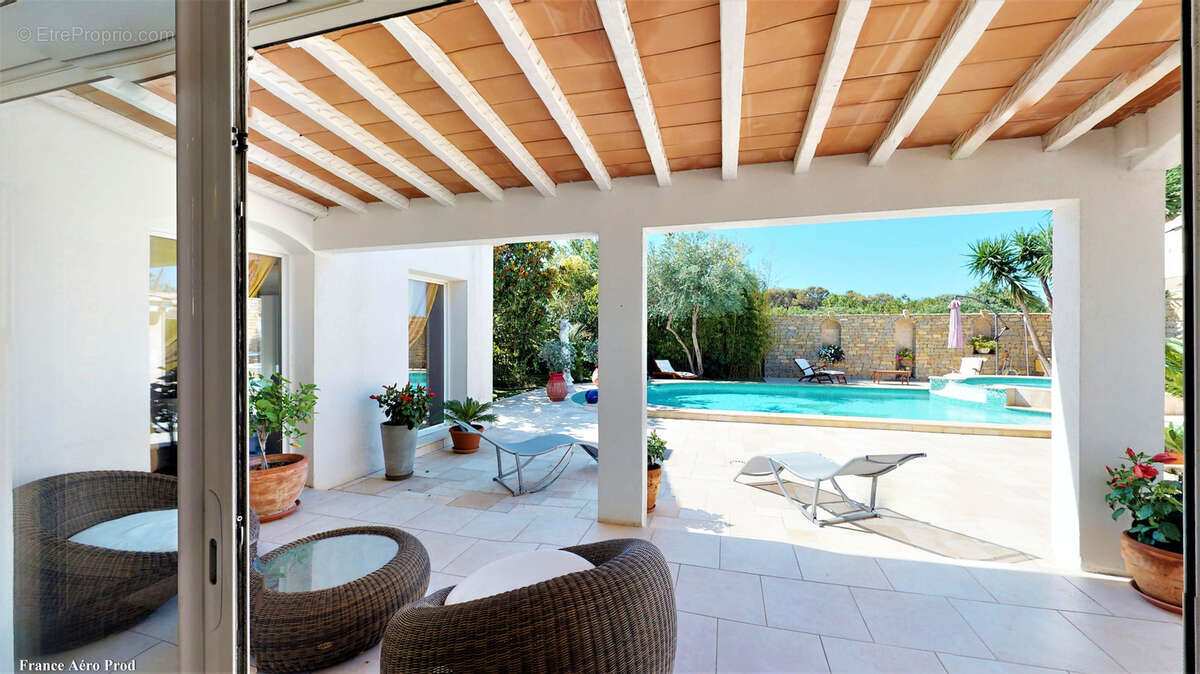 Maison à SANARY-SUR-MER