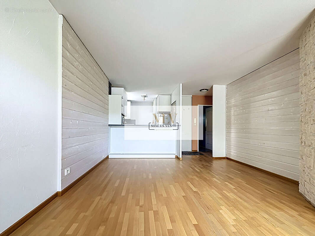 Appartement à LE PERREUX-SUR-MARNE