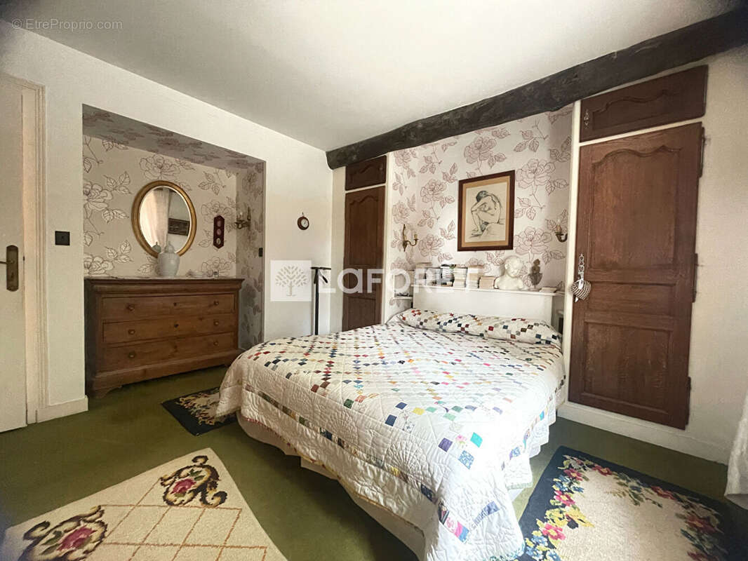 Maison à L&#039;EGUILLE